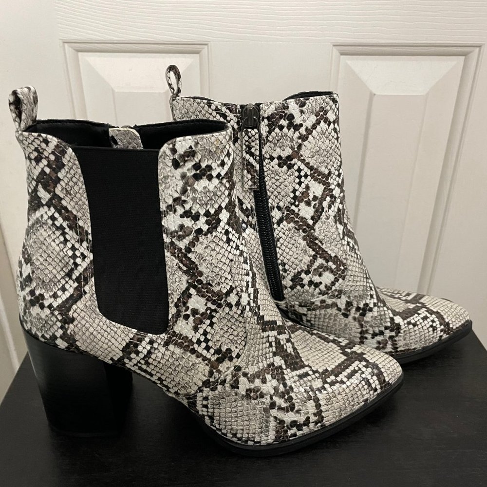 Scoop Snakeskin Booties - 7.5